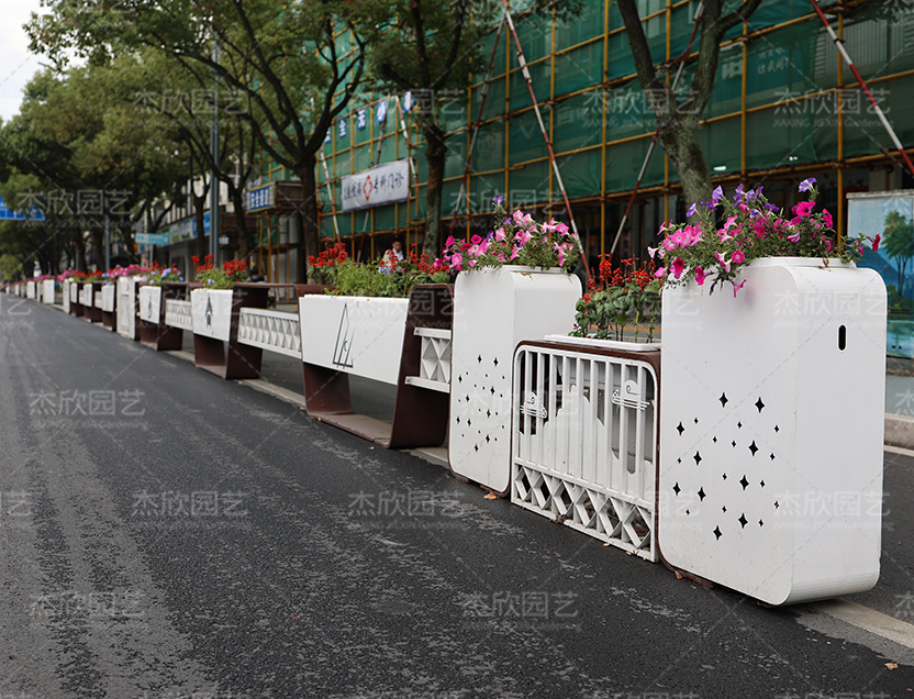 不锈钢花箱道路隔离花箱浙江案例